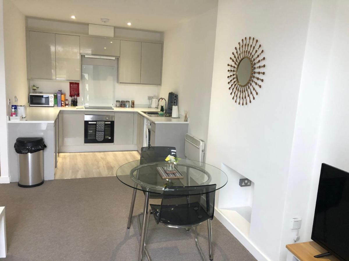 La Fontaine Court Apartments Aldershot Dış mekan fotoğraf